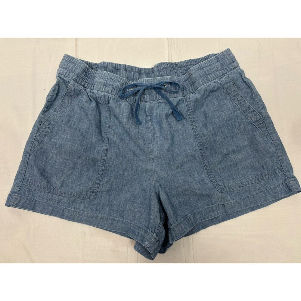 Gap Utility Shorts w/ Washwell™ Women's 3" Inseam Shorts Bottom Blue Chambray M